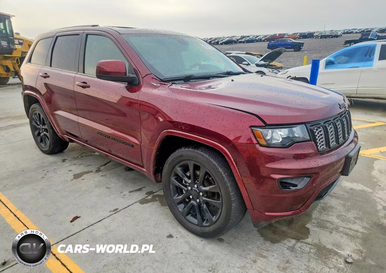2019 Jeep Grand Cherokee Laredo VIN:1C4RJEAG3KC731939 - 4