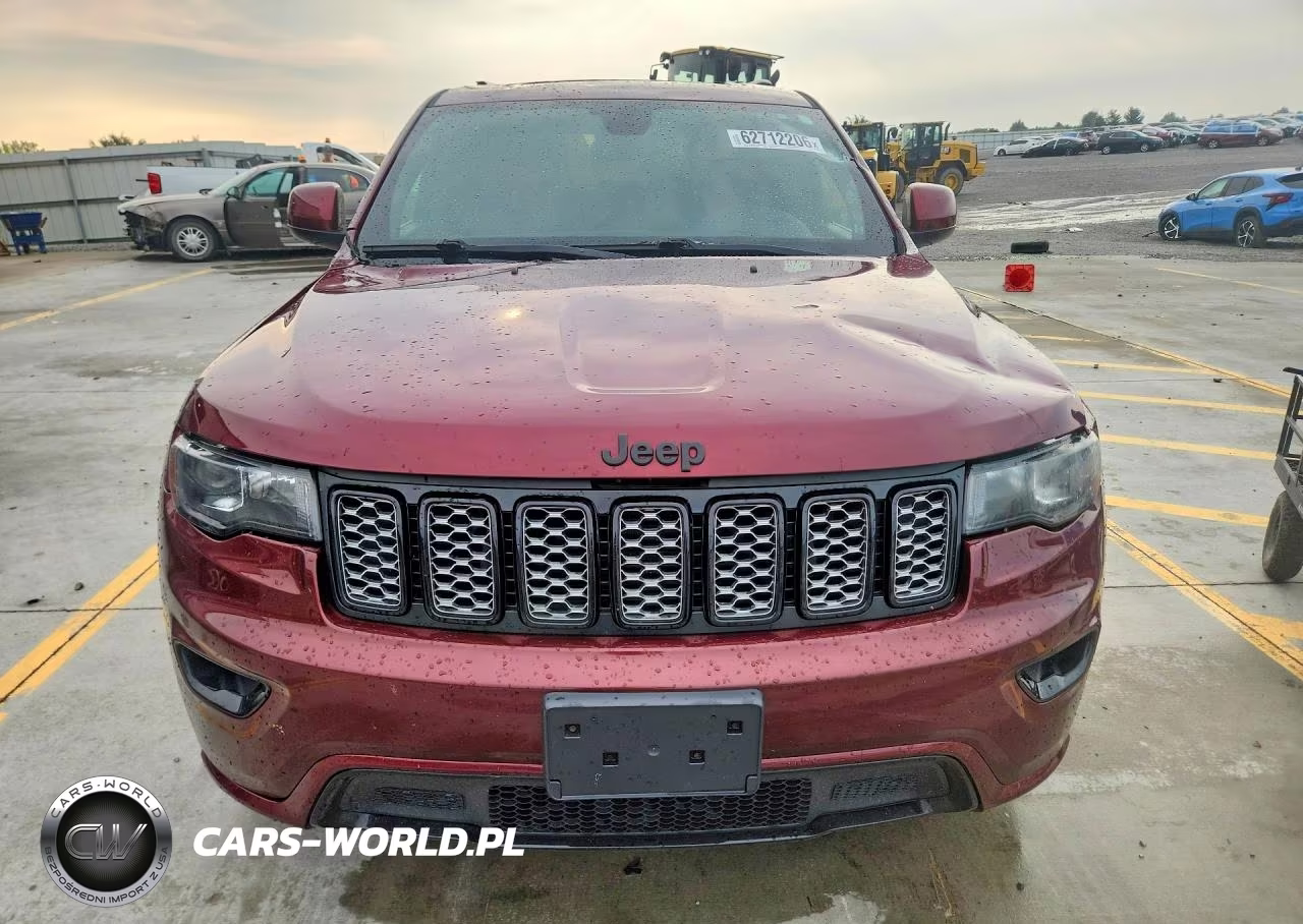 2019 Jeep Grand Cherokee Laredo VIN:1C4RJEAG3KC731939 - 5