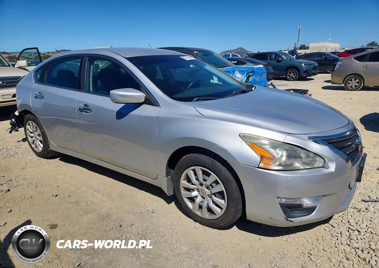 2015 Nissan Altima 2.5 S VIN:1N4AL3AP2FC150794 - 4