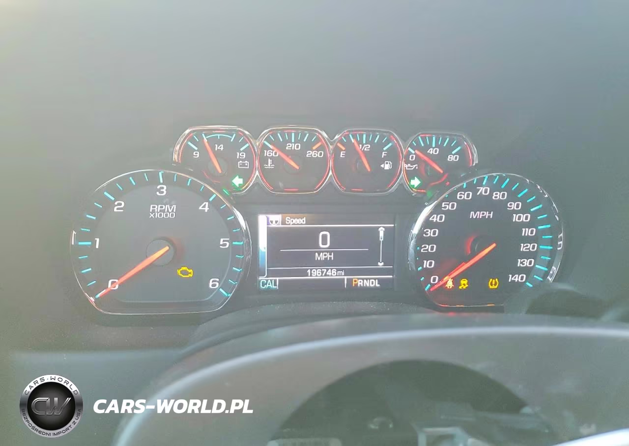 2020 Chevrolet Suburban C1500 Ls VIN:1GNSCGKC9LR175306 - 9