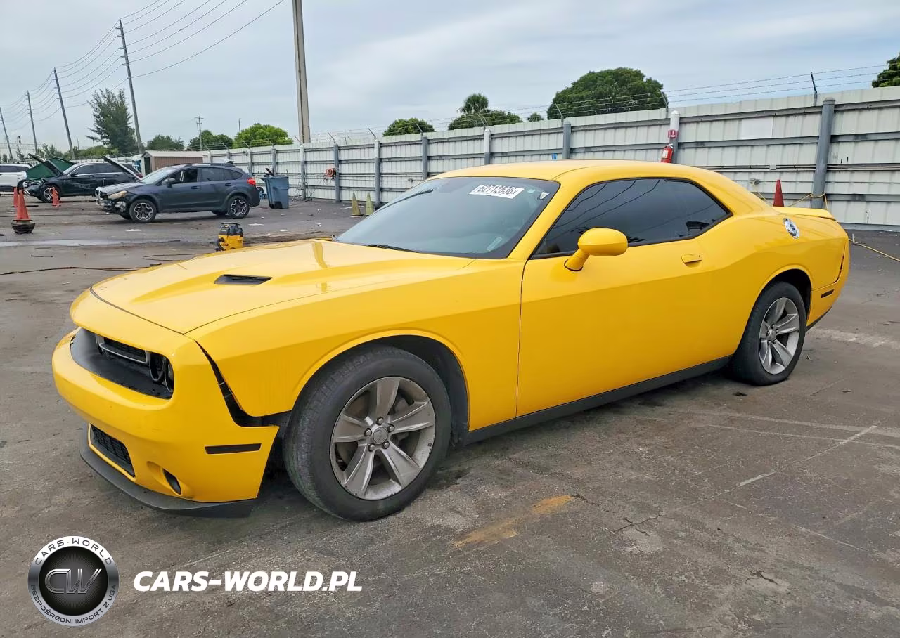 2019 Dodge Challenger Sxt VIN:2C3CDZAG6KH529103 - 1