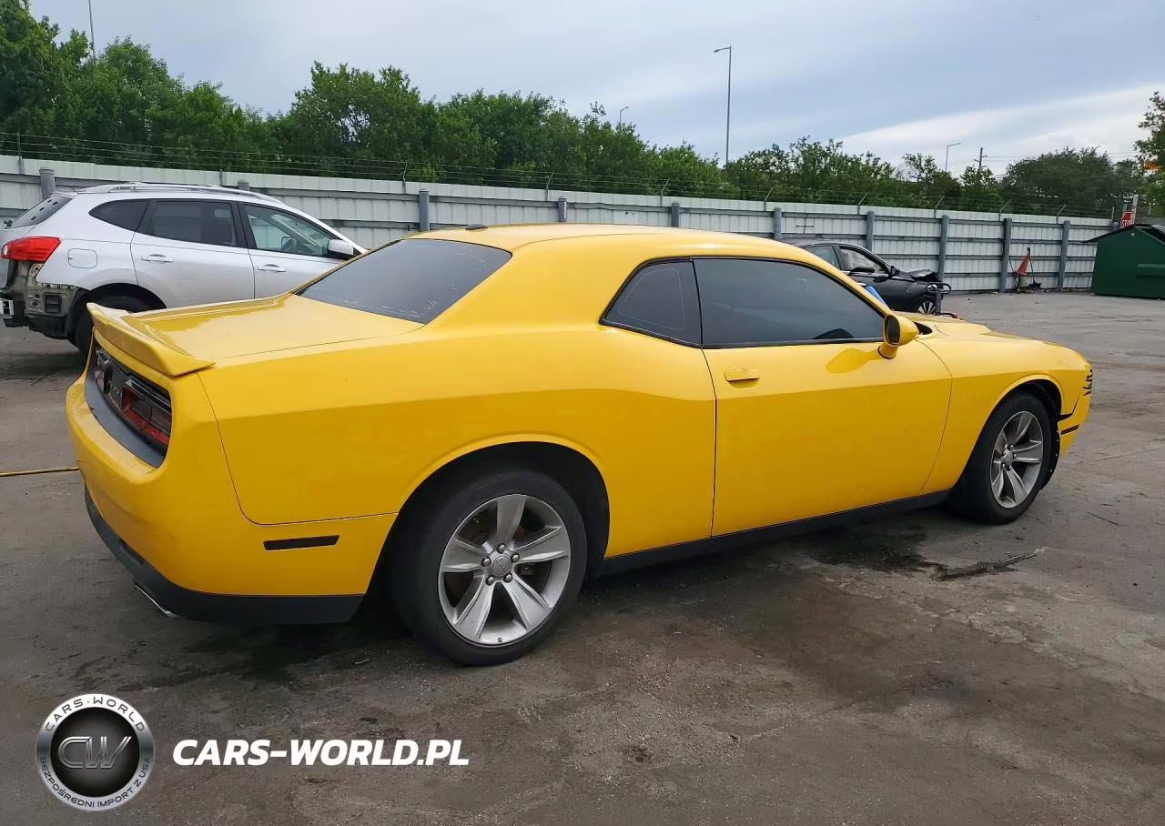 2019 Dodge Challenger Sxt VIN:2C3CDZAG6KH529103 - 3