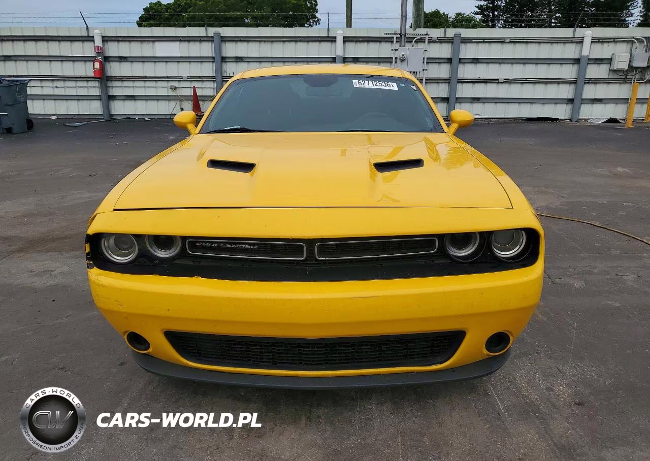 2019 Dodge Challenger Sxt VIN:2C3CDZAG6KH529103 - 5