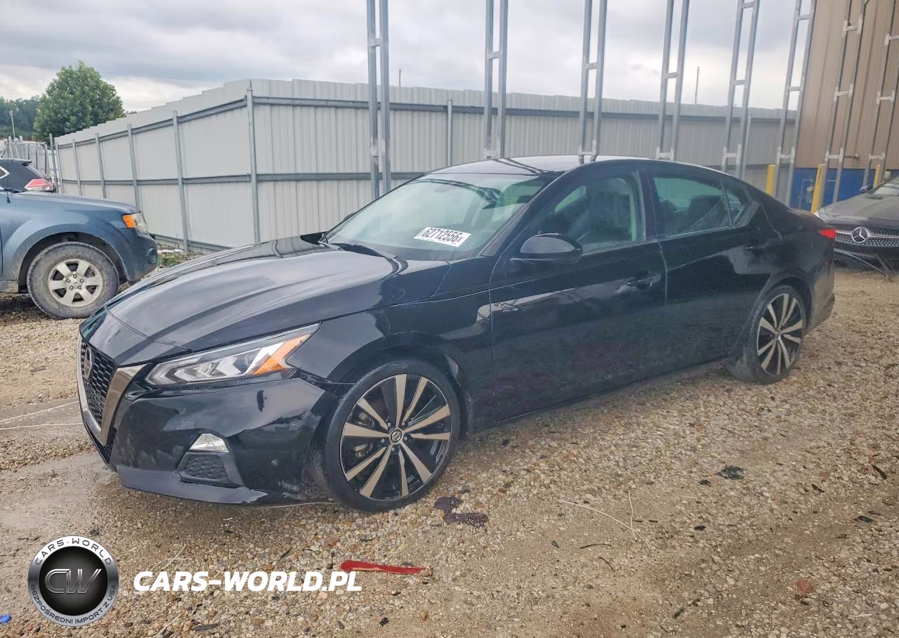 2021 Nissan Altima Sr – zdjęcie 1 z 12