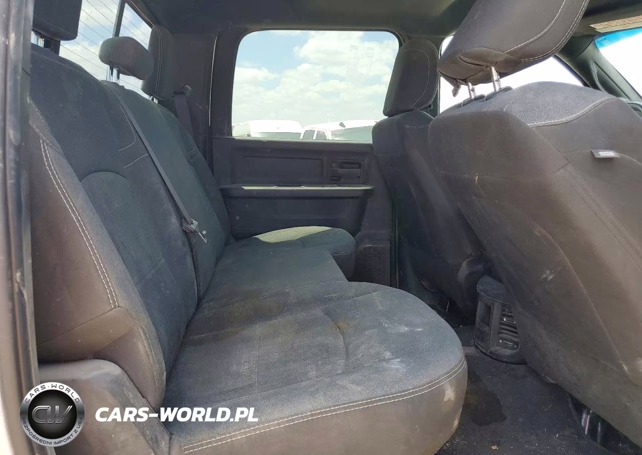 2023 Ram 2500 Tradesman VIN:3C6UR5HJ4PG606545 - 10