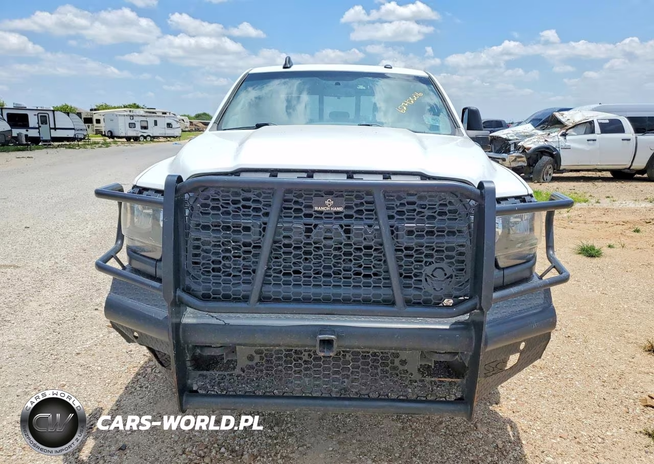 2023 Ram 2500 Tradesman VIN:3C6UR5HJ4PG606545 - 5