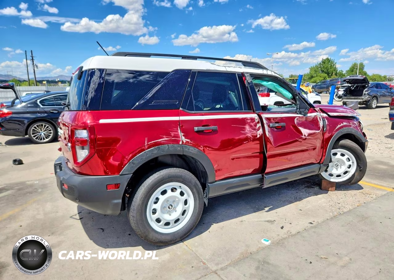 2025 Ford Bronco Sport Heritage VIN:3FMCR9GN8SRE42385 - 3
