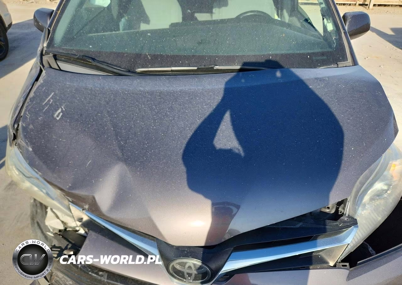 2020 Toyota Sienna Le VIN:5TDKZ3DC8LS081092 - 12