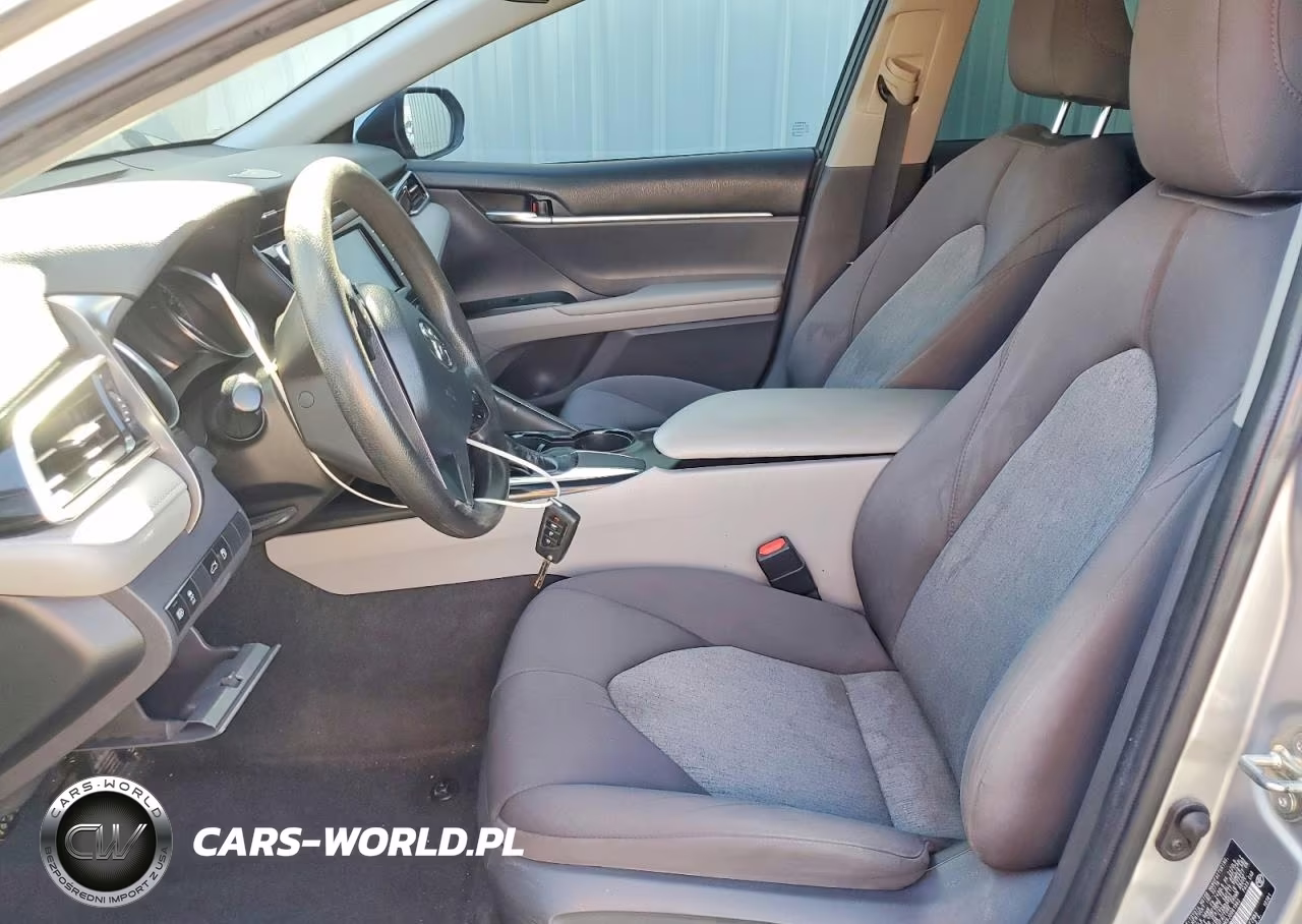 2018 Toyota Camry VIN:4T1B11HK6JU081982 - 7