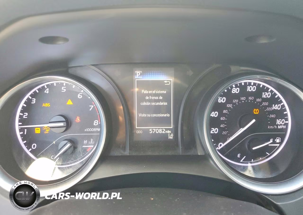 2018 Toyota Camry VIN:4T1B11HK6JU081982 - 9