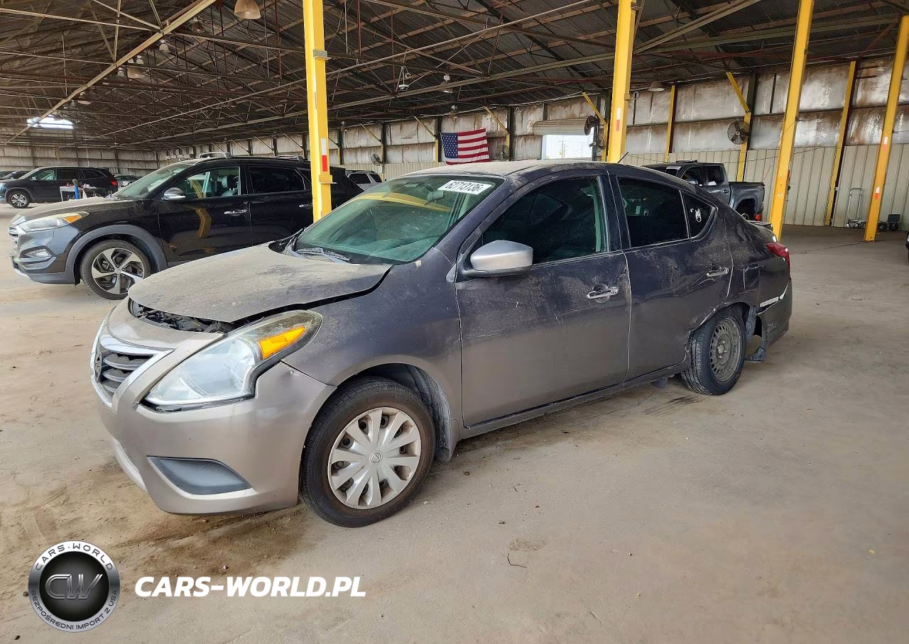 2016 Nissan Versa 1.6 Sv – zdjęcie 1 z 12