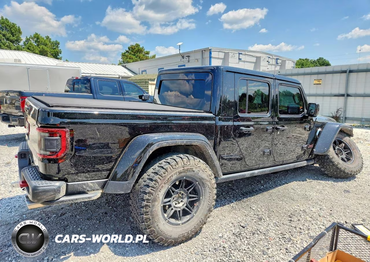 2021 Jeep Gladiator Rubicon VIN:1C6JJTBM3ML603622 - 3