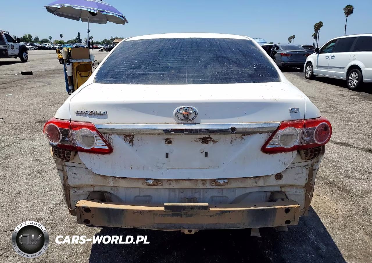 2013 Toyota Corolla Le VIN:5YFBU4EE9DP211086 - 6