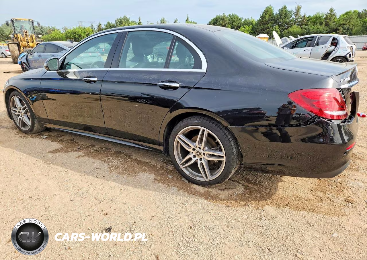 2019 Mercedes-Benz E 300 4Matic VIN:WDDZF4KB5KA591022 - 2