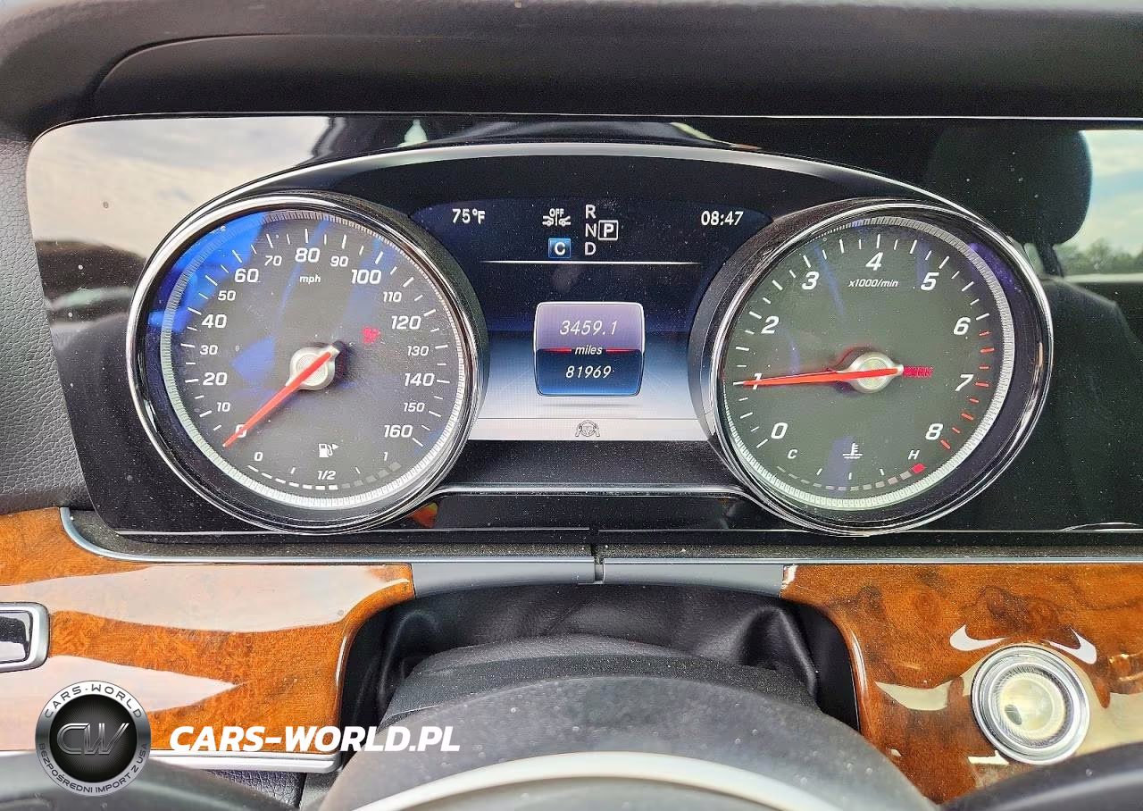 2019 Mercedes-Benz E 300 4Matic VIN:WDDZF4KB5KA591022 - 9