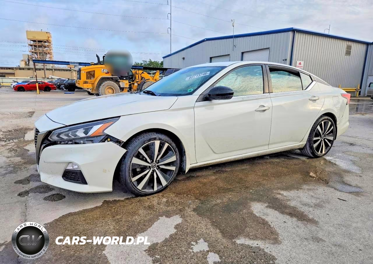 2021 Nissan Altima Sr