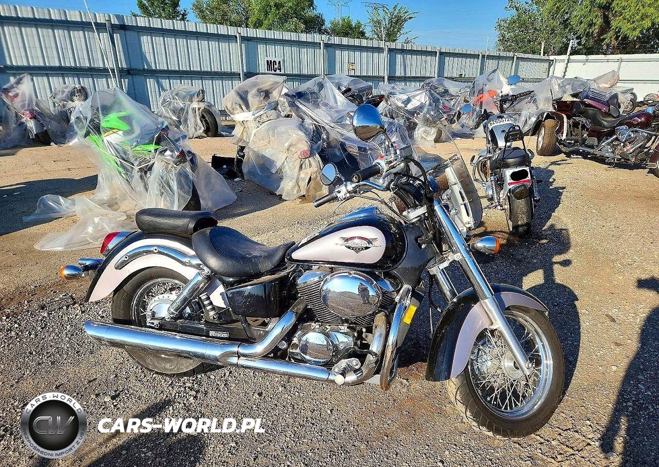 2000 Honda Vt750 Cd2