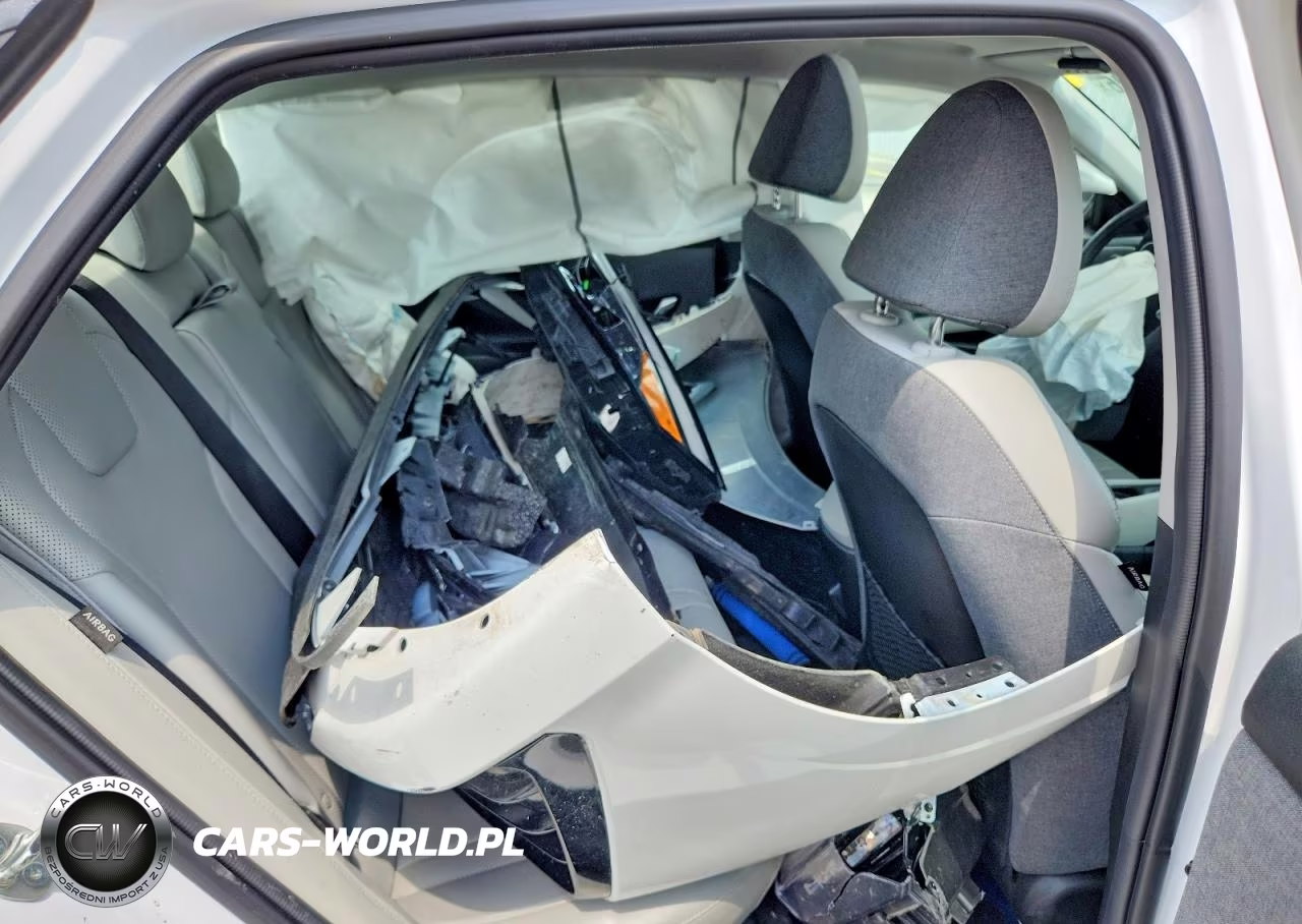 2024 Hyundai Elantra Limited VIN:KMHLP4DG2RU741453 - 10
