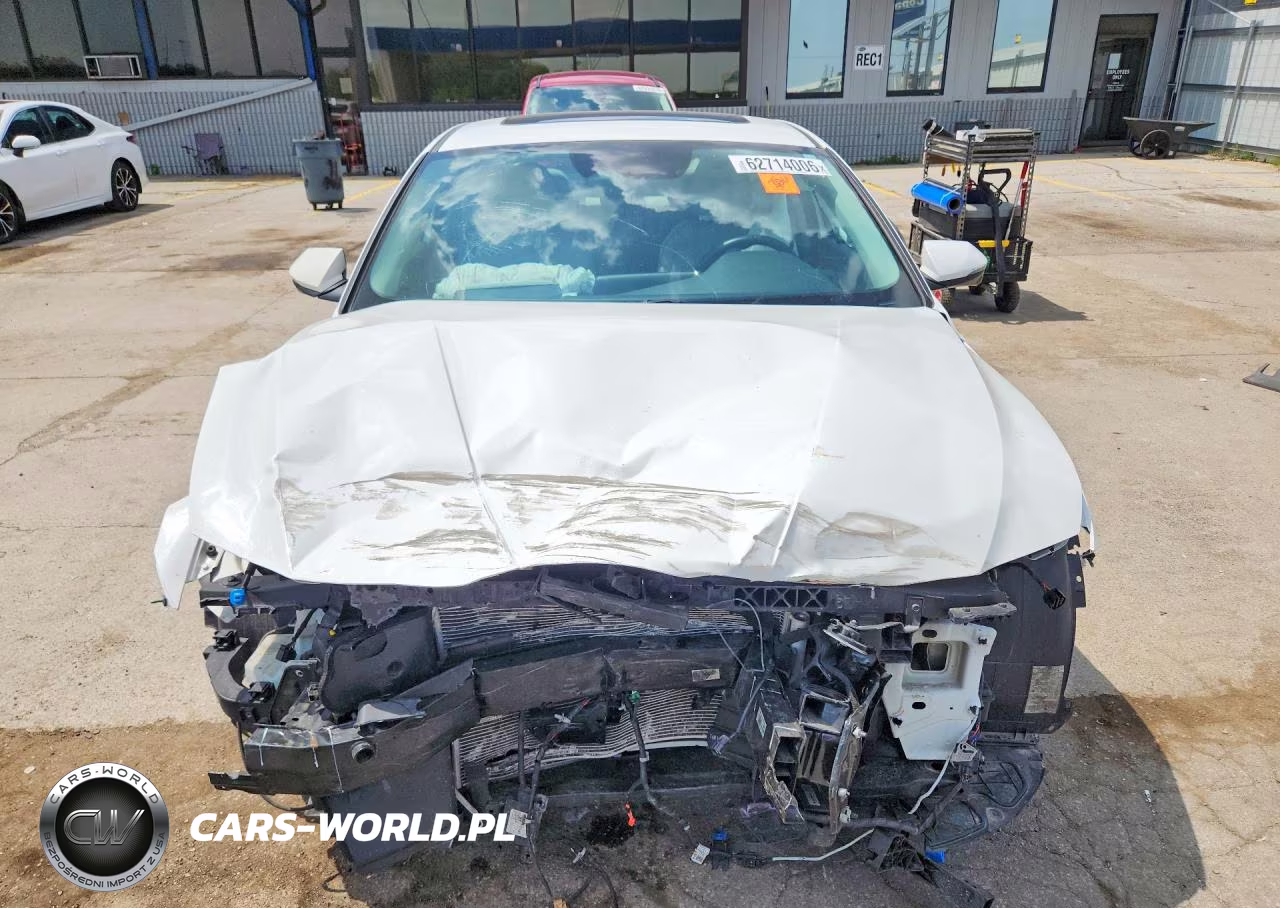 2024 Hyundai Elantra Limited VIN:KMHLP4DG2RU741453 - 5