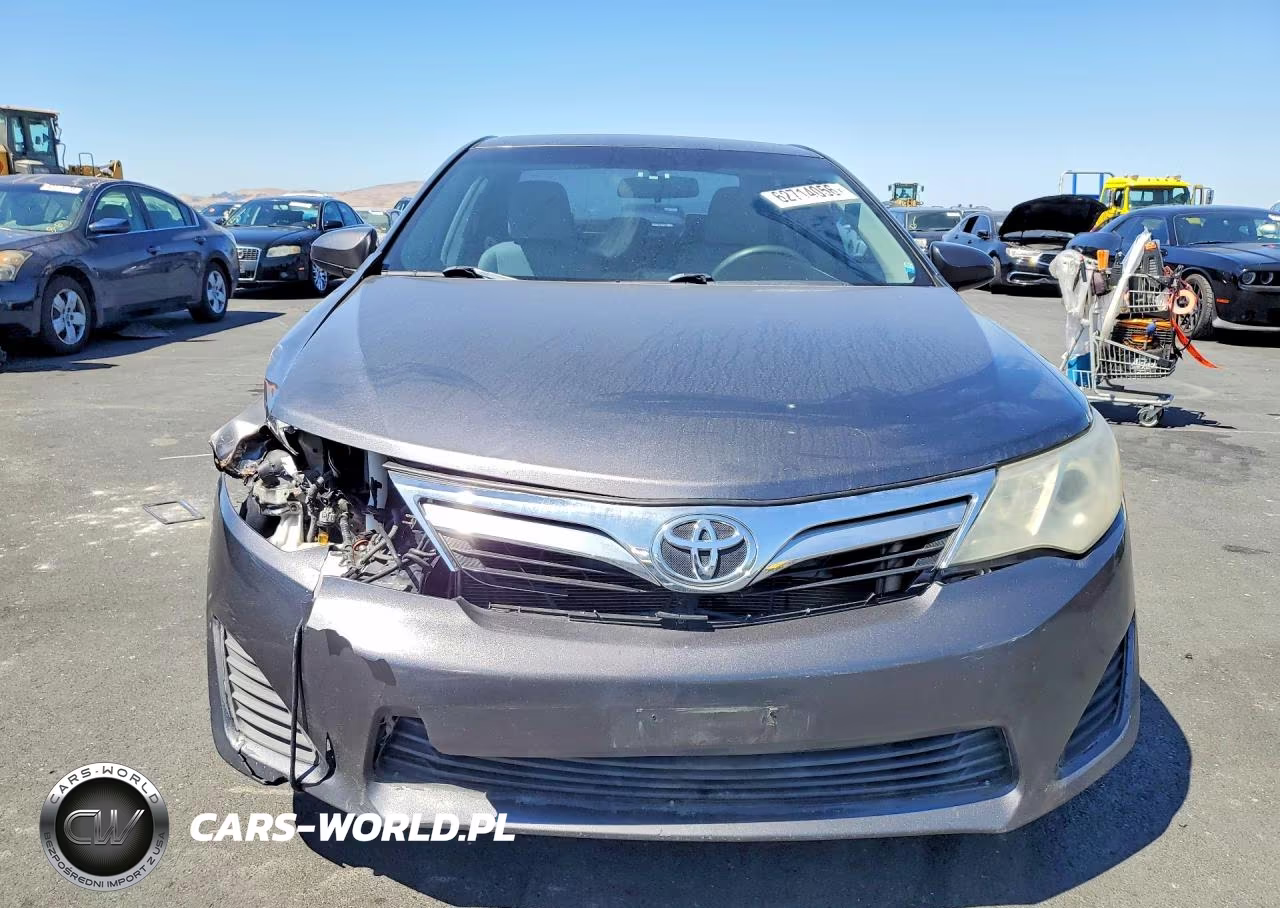 2014 Toyota Camry Le VIN:4T4BF1FK2ER391742 - 5