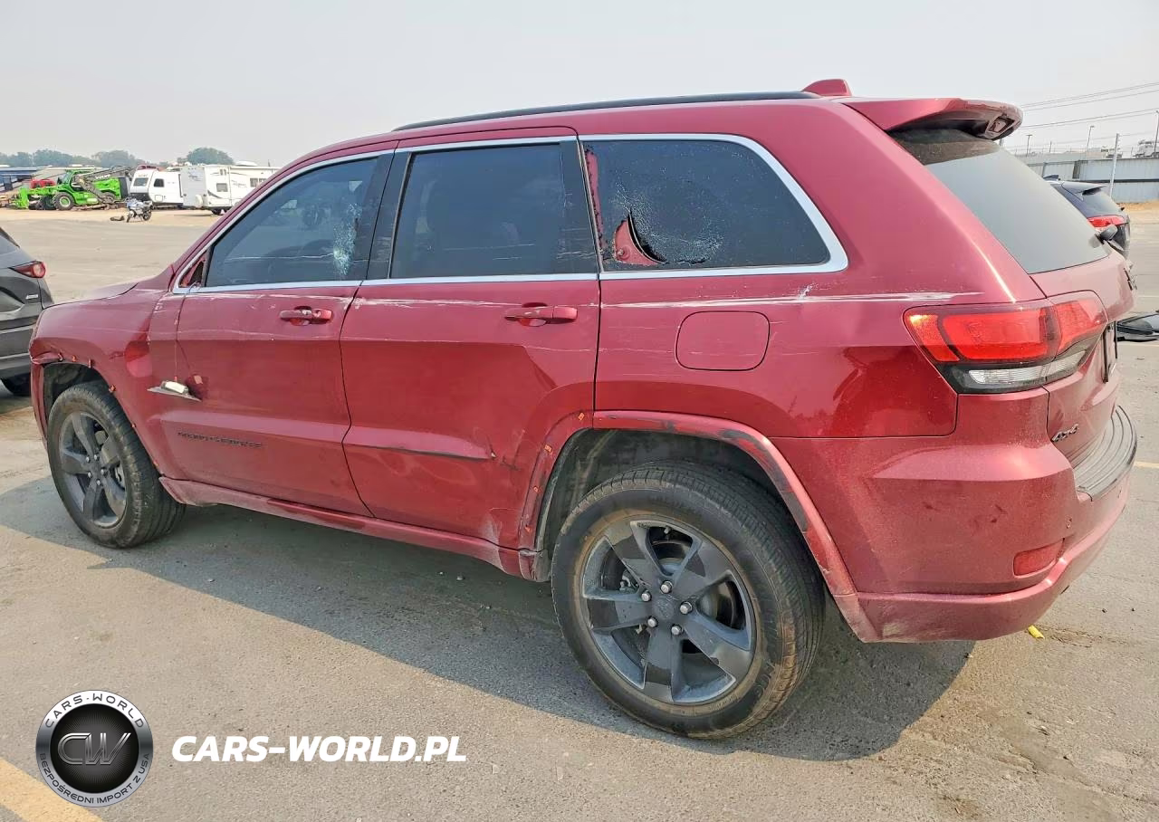 2015 Jeep Grand Cherokee Laredo VIN:1C4RJFAG3FC215155 - 2