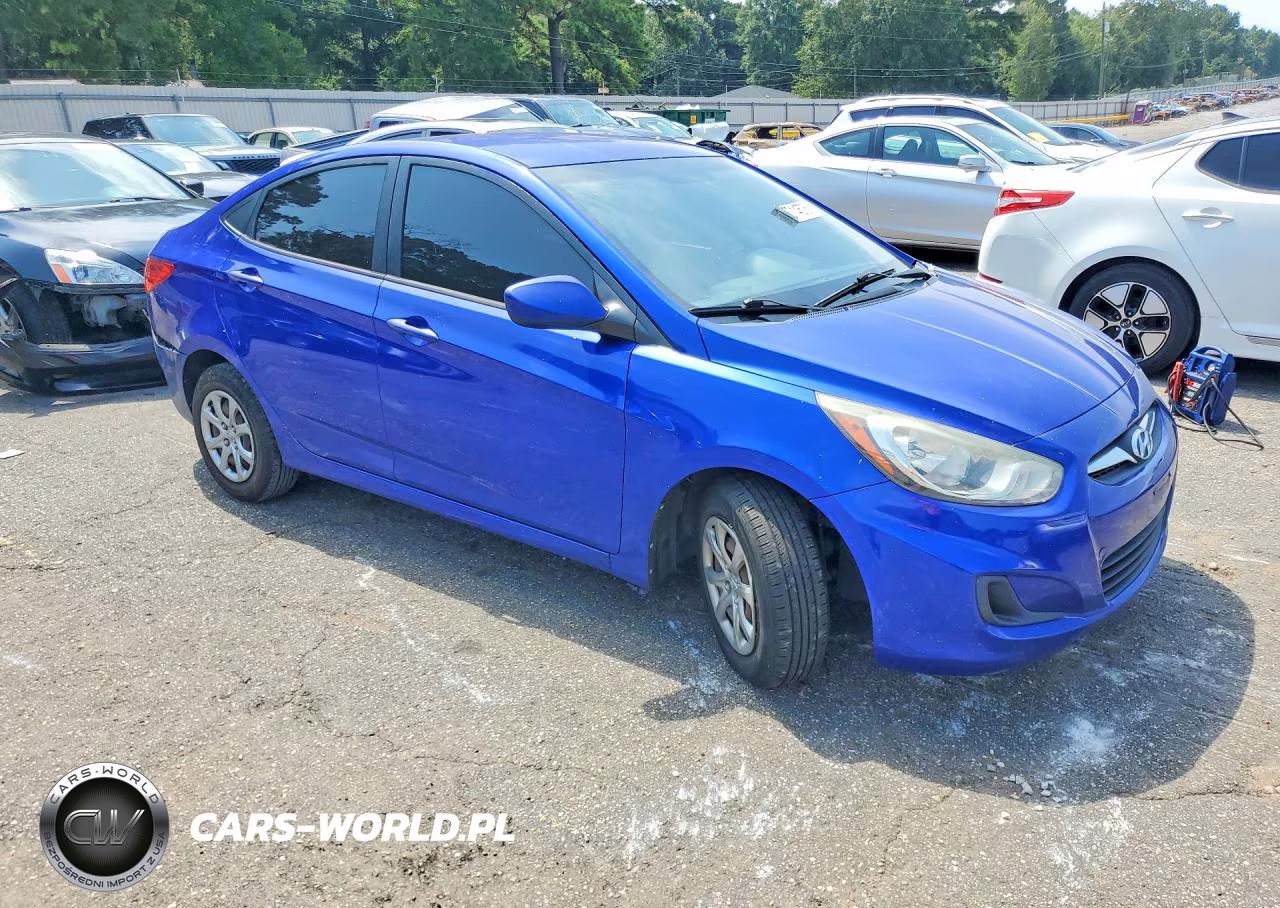 2013 Hyundai Accent Gls VIN:KMHCT4AE6DU529128 - 4