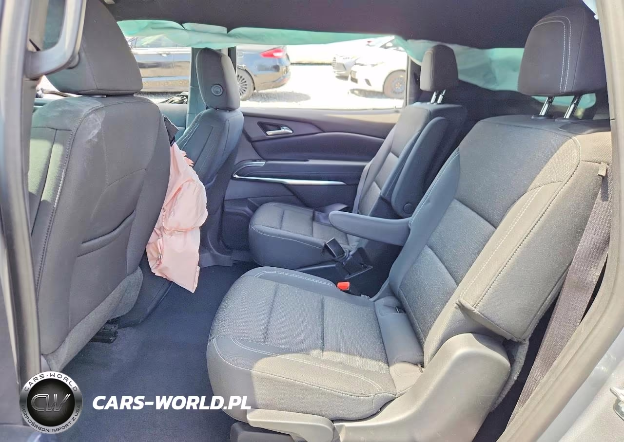 2025 Chevrolet Traverse Lt VIN:1GNEVGRS8SJ203677 - 11