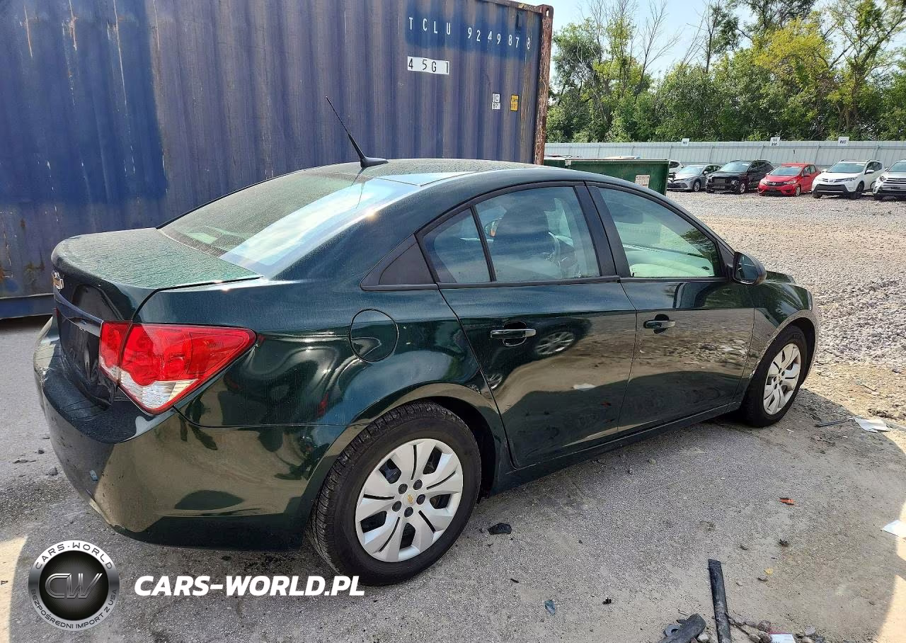 2014 Chevrolet Cruze Ls VIN:1G1PA5SH8E7167029 - 3