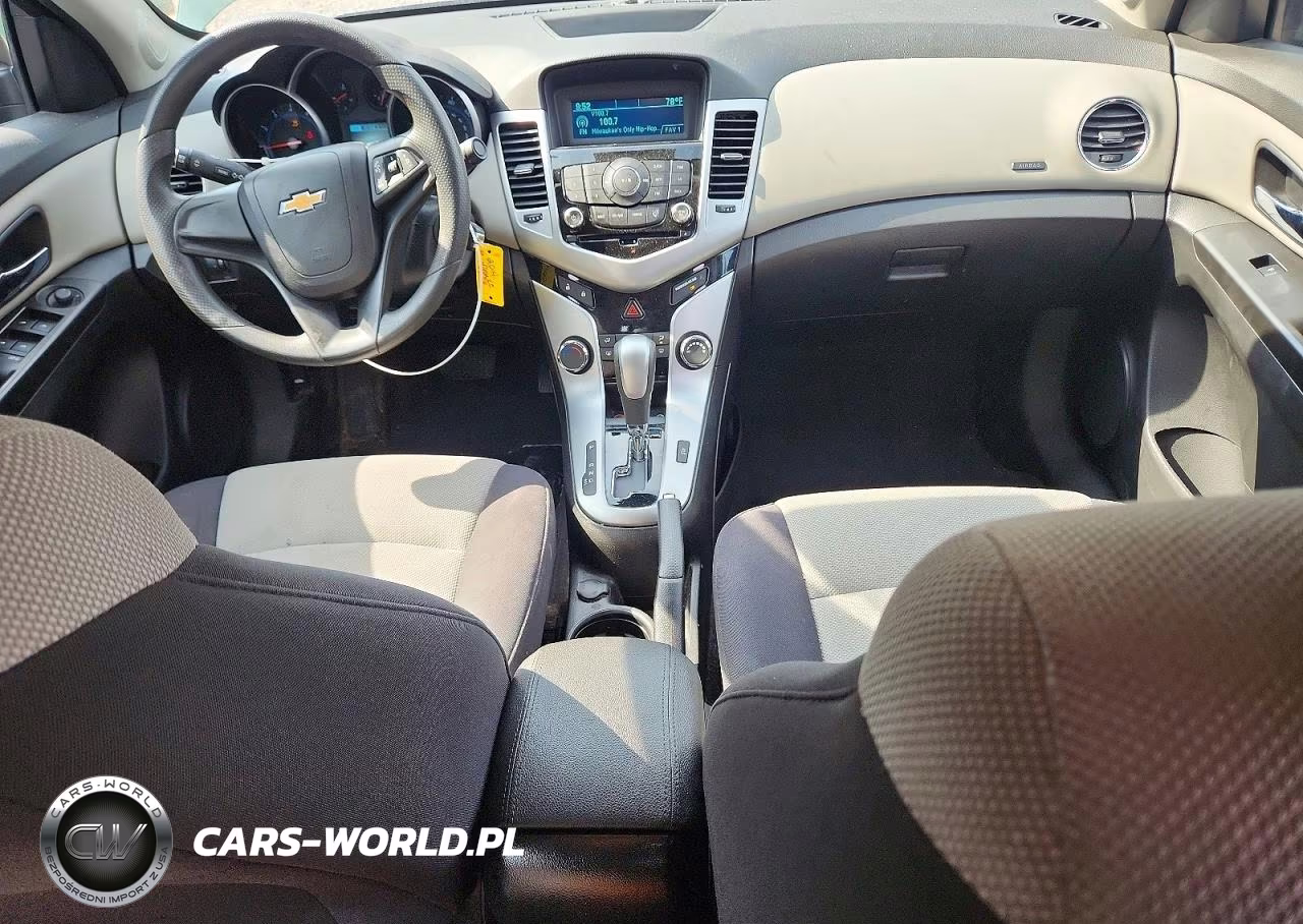 2014 Chevrolet Cruze Ls VIN:1G1PA5SH8E7167029 - 8