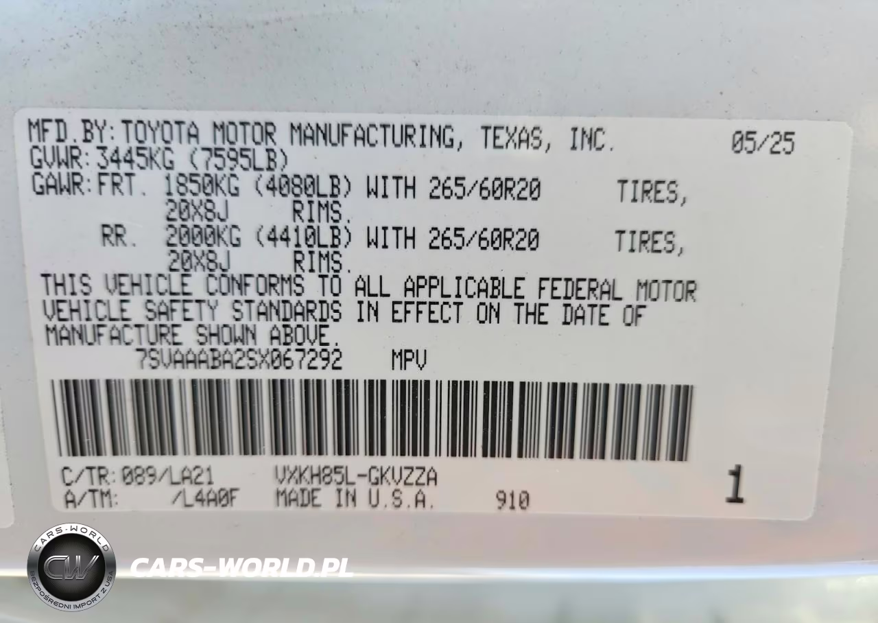 2025 Toyota Sequoia Platinum VIN:7SVAAABA2SX067292 - 14