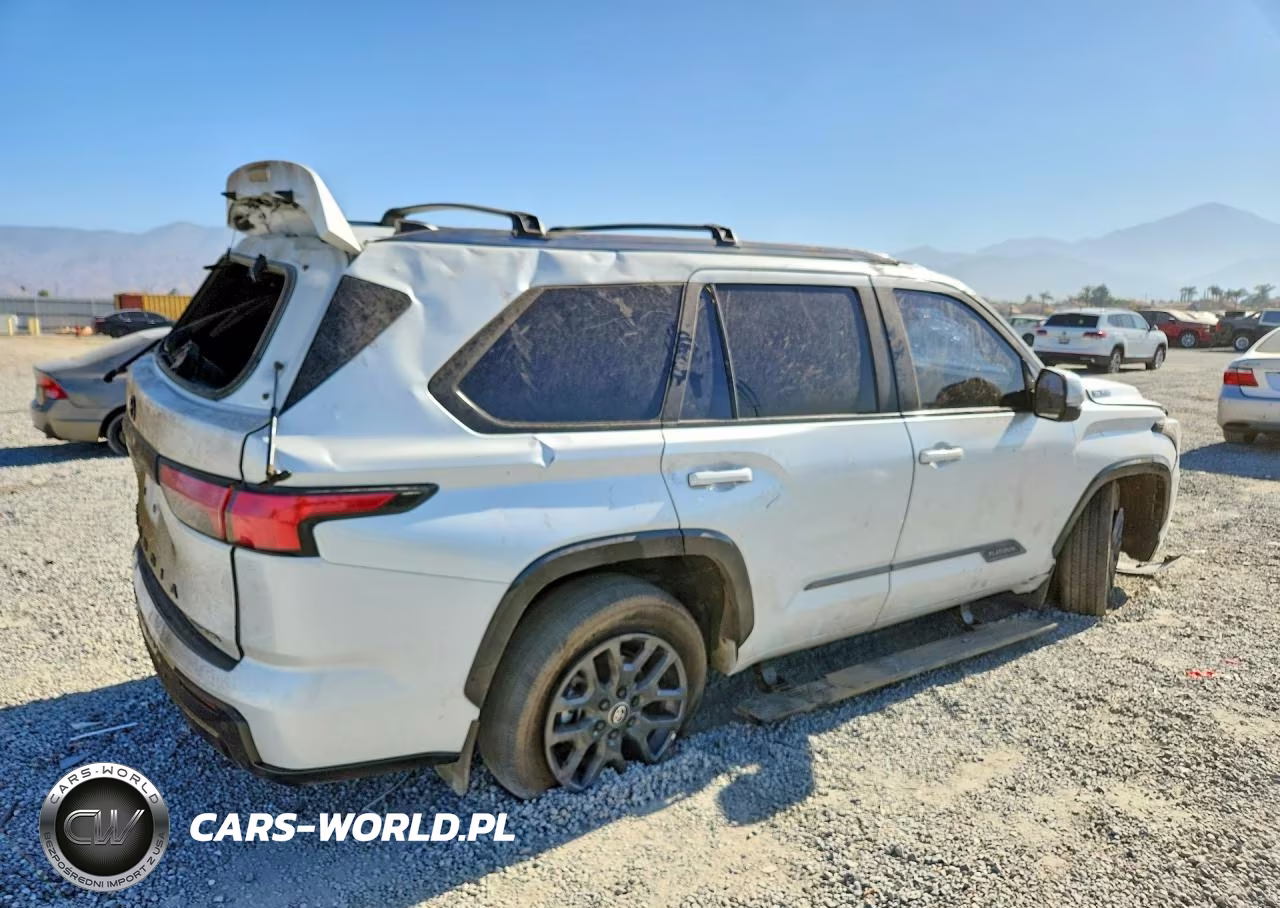 2025 Toyota Sequoia Platinum VIN:7SVAAABA2SX067292 - 3