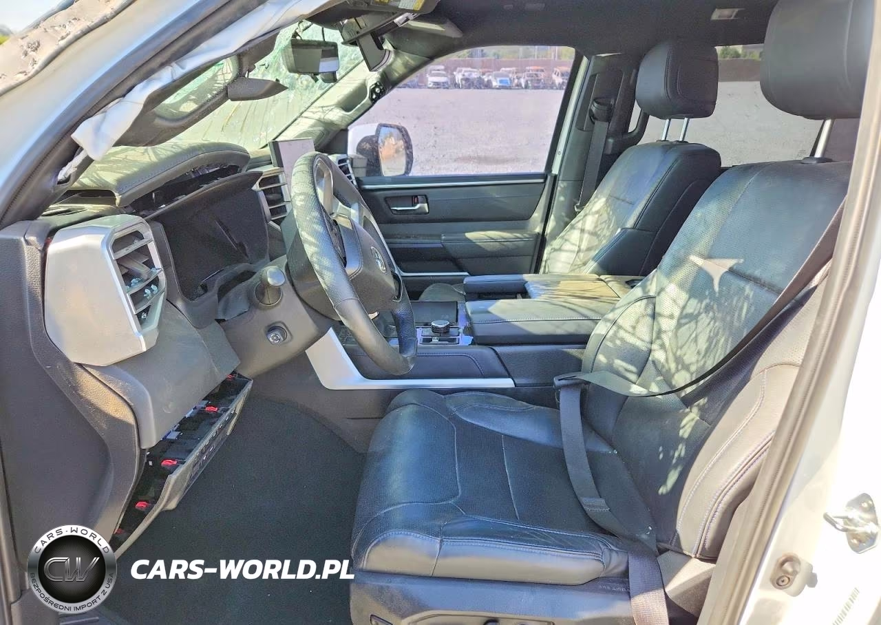 2025 Toyota Sequoia Platinum VIN:7SVAAABA2SX067292 - 7