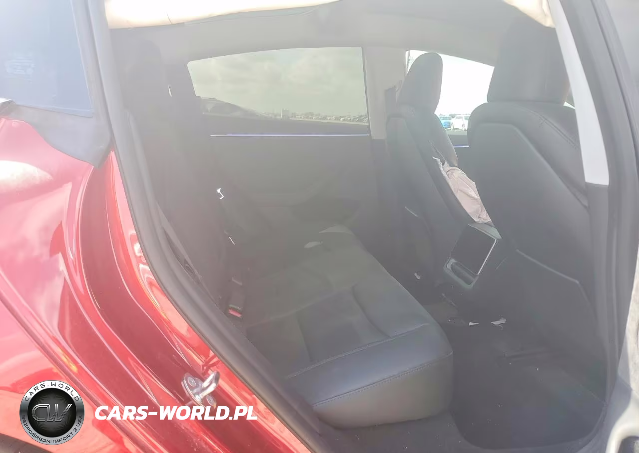 2024 Tesla Model 3 VIN:5YJ3E1EB7RF797702 - 10