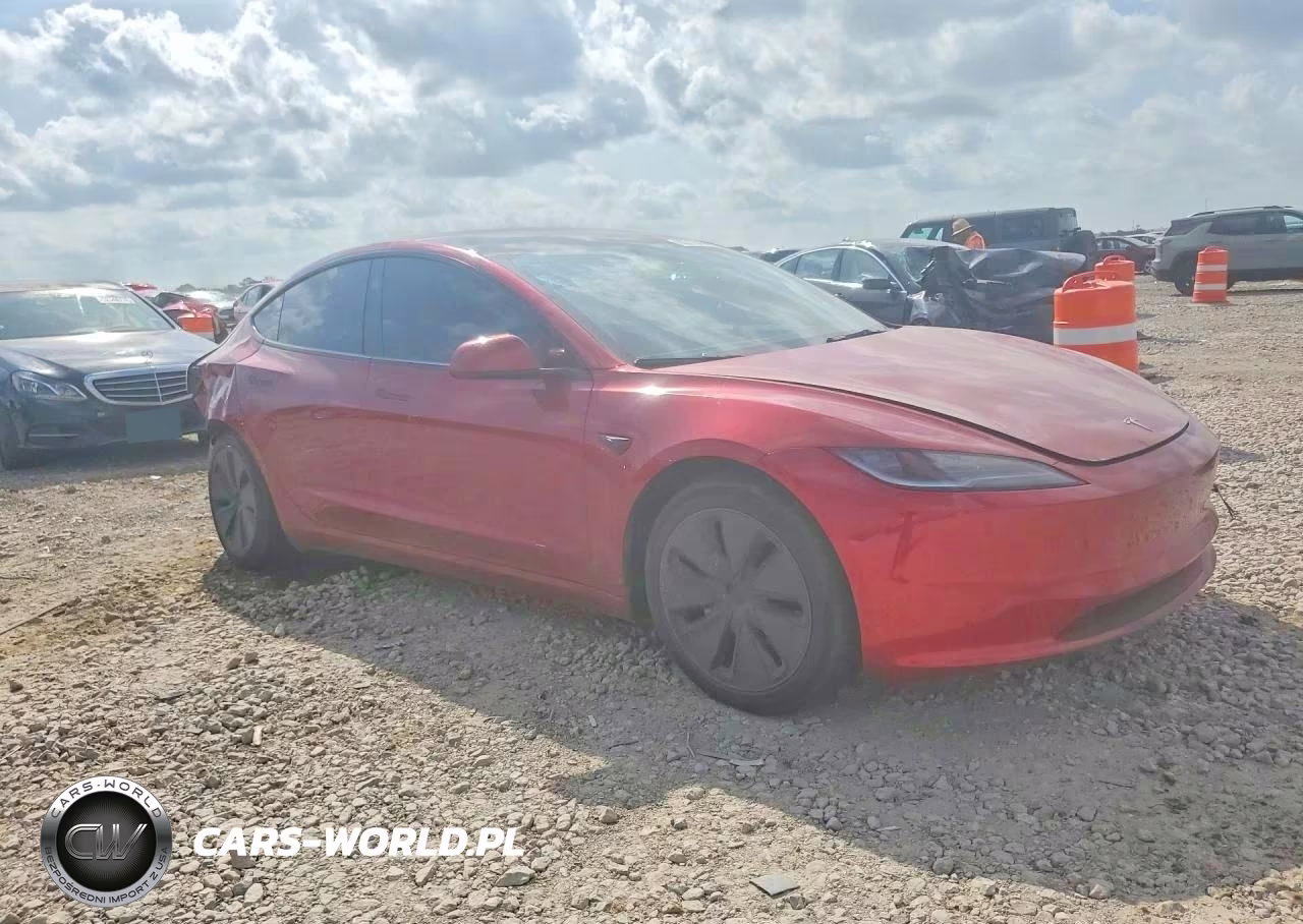 2024 Tesla Model 3 VIN:5YJ3E1EB7RF797702 - 4