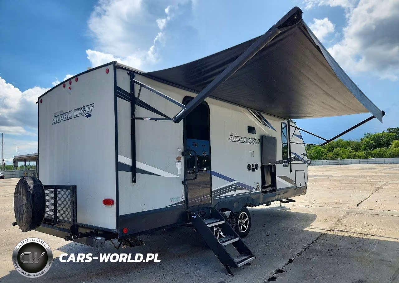 2021 Forest River Alpha Wolf Camper VIN:5ZT2CKLB8M2004007 - 4