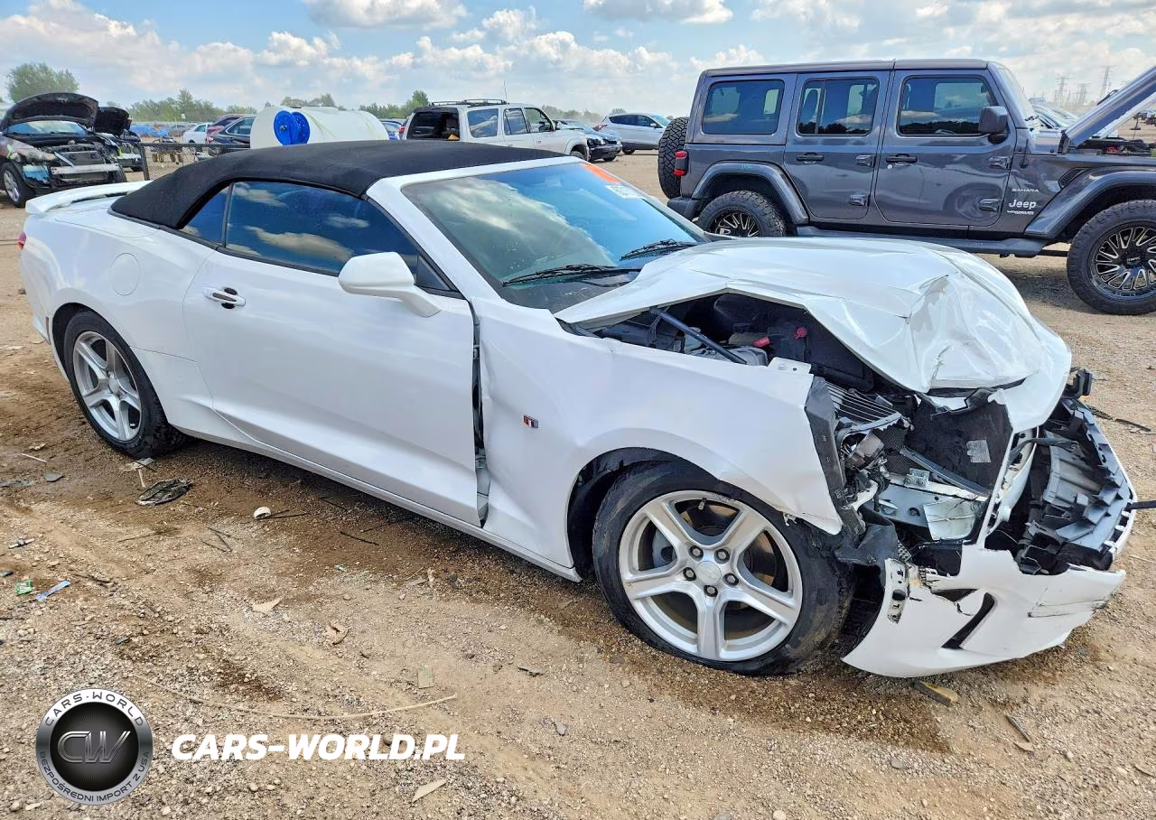 2020 Chevrolet Camaro Ls VIN:1G1FB3DS2L0111440 - 4