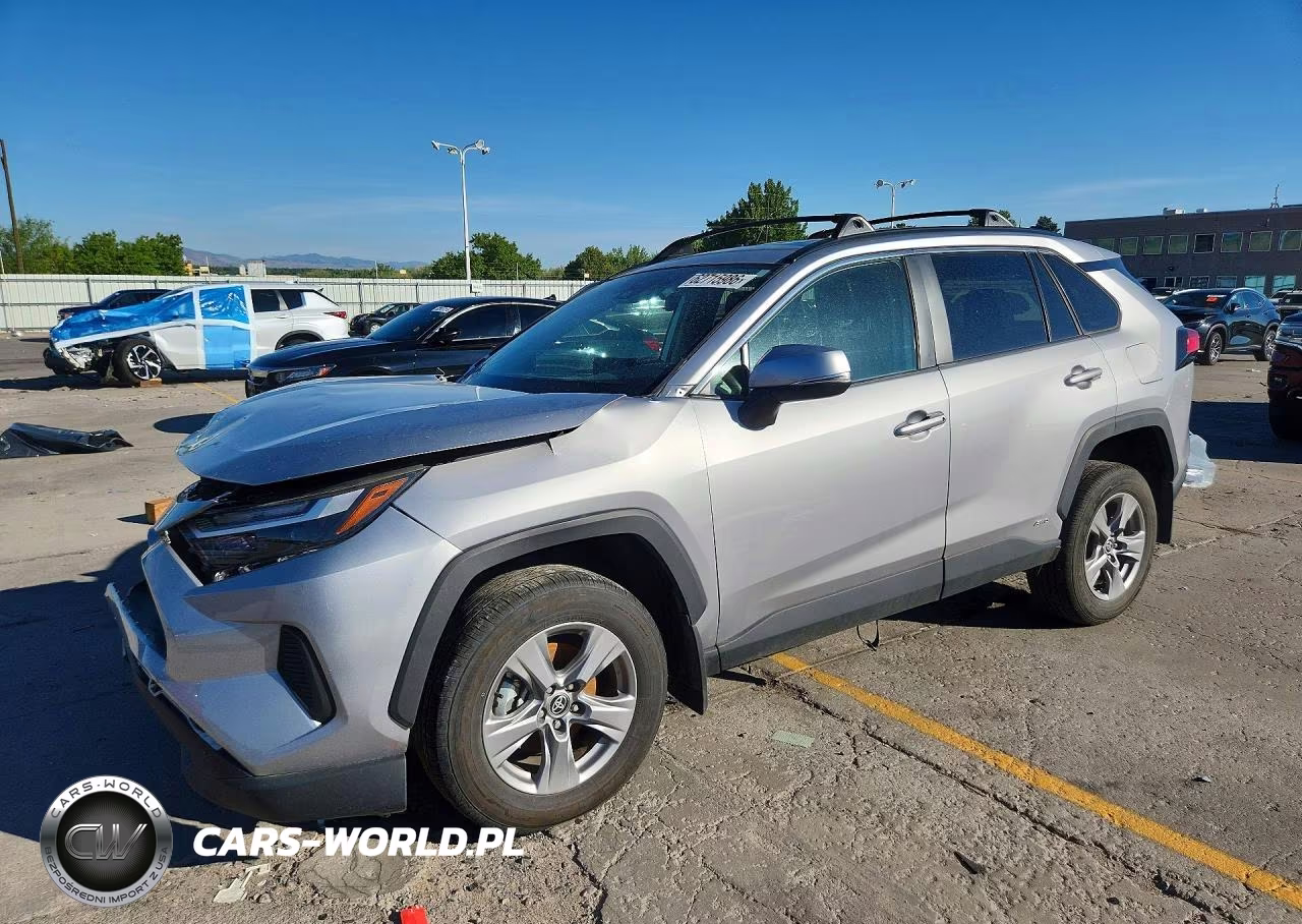 2022 Toyota Rav4 – zdjęcie 1 z 13