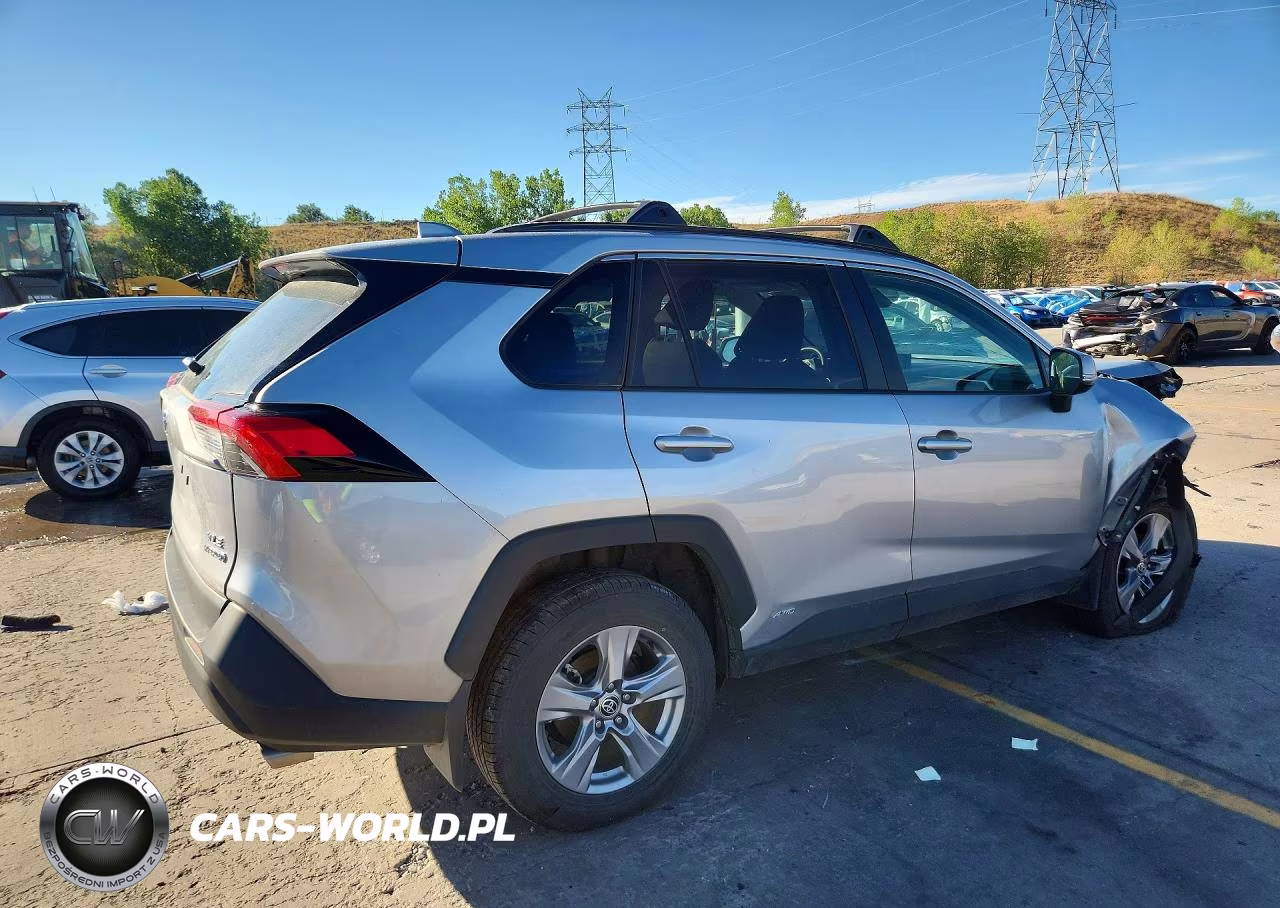 2022 Toyota Rav4 VIN:4T3RWRFV0NU075989 - 3
