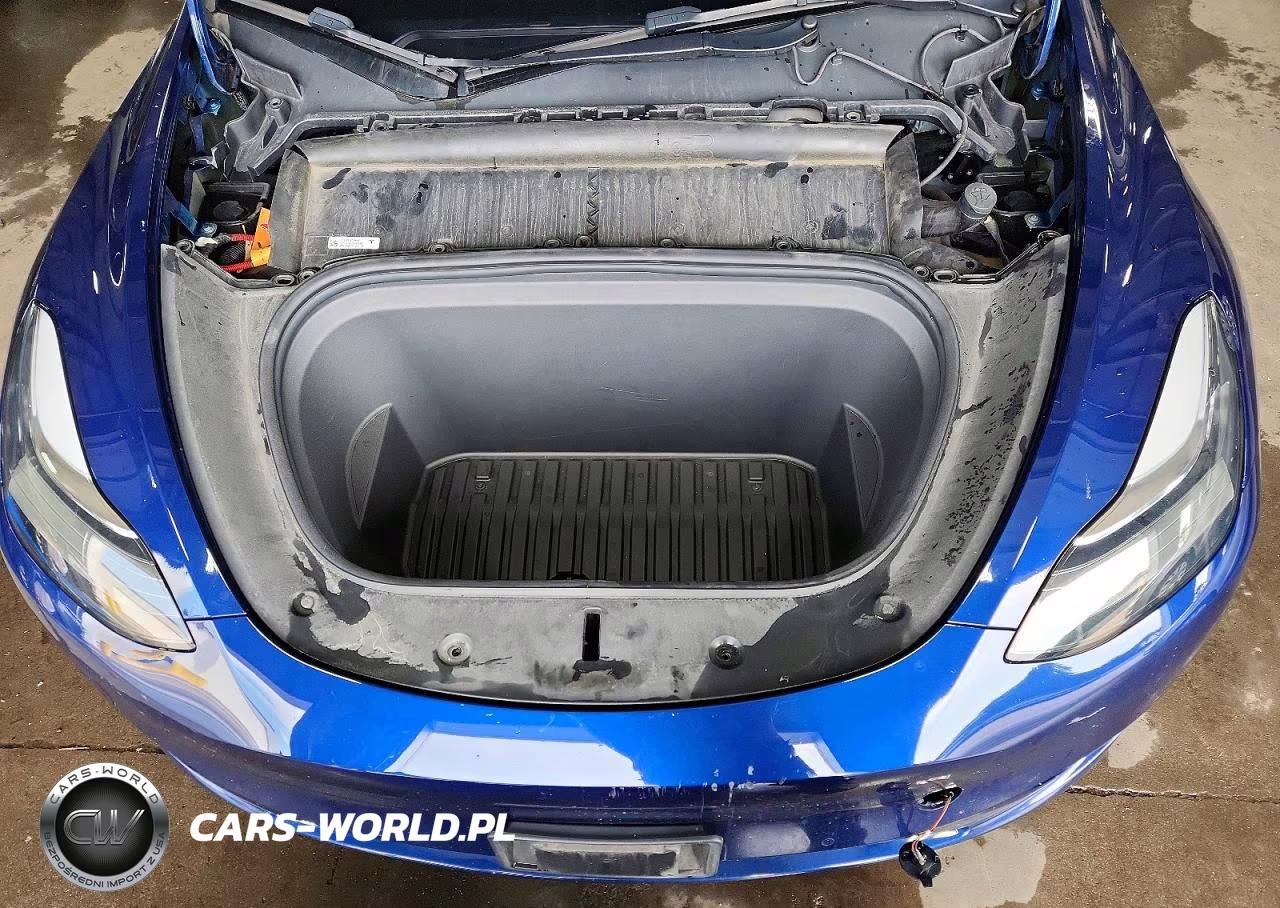 2021 Tesla Model Y VIN:5YJYGAEE4MF287200 - 11