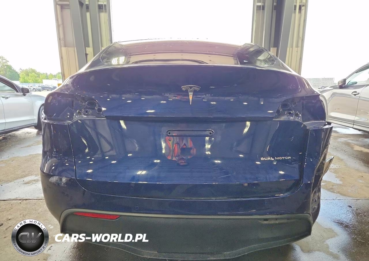 2021 Tesla Model Y VIN:5YJYGAEE4MF287200 - 6