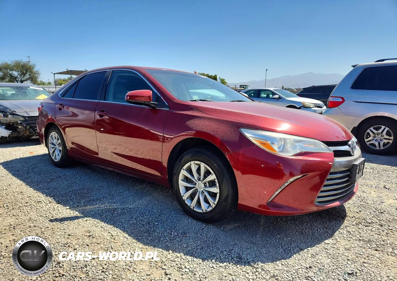 2017 Toyota Camry Le VIN:4T1BF1FK4HU793163 - 4