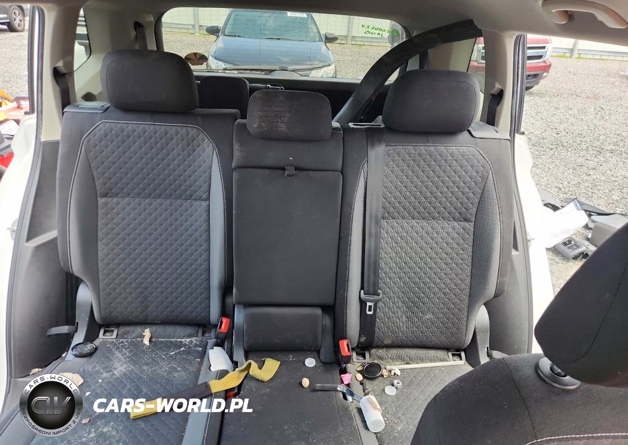 2021 Volkswagen Tiguan S VIN:3VV1B7AX4MM142262 - 10