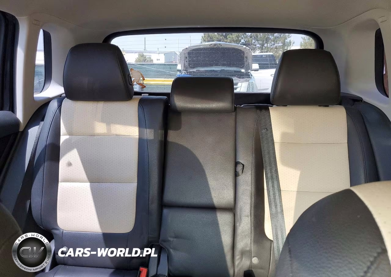 2017 Volkswagen Tiguan S VIN:WVGBV7AX5HK020920 - 10