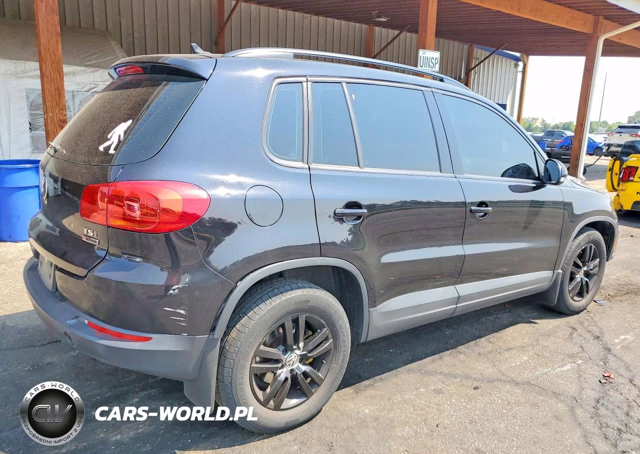 2017 Volkswagen Tiguan S VIN:WVGBV7AX5HK020920 - 3