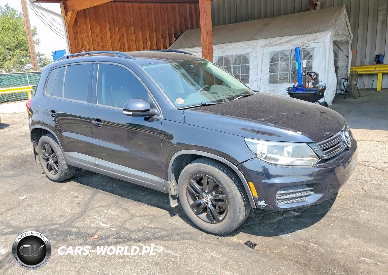 2017 Volkswagen Tiguan S VIN:WVGBV7AX5HK020920 - 4