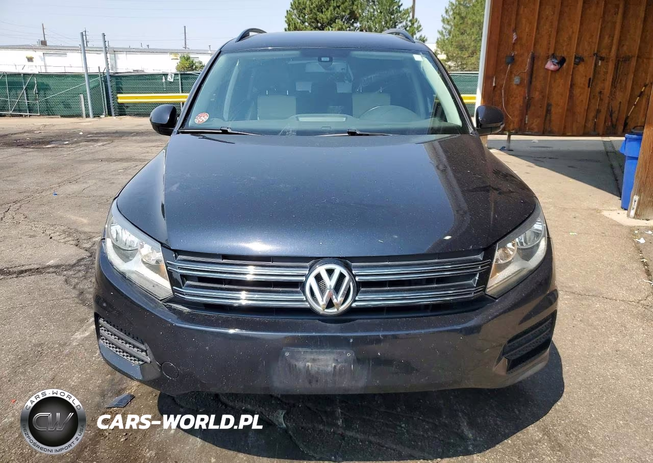 2017 Volkswagen Tiguan S VIN:WVGBV7AX5HK020920 - 5