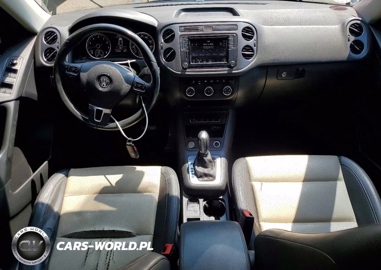 2017 Volkswagen Tiguan S VIN:WVGBV7AX5HK020920 - 8