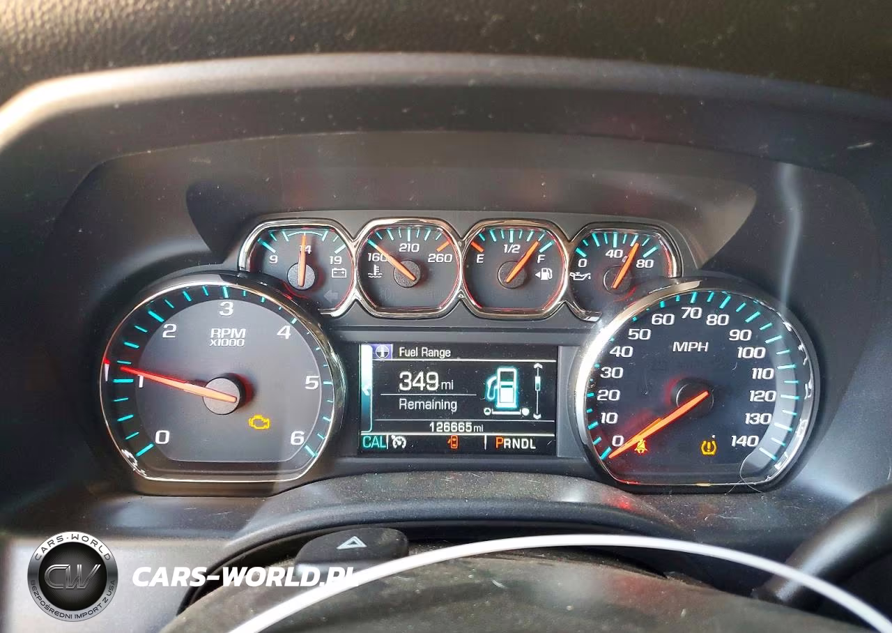 2018 Chevrolet Silverado C1500 Lt VIN:3GCPCREC9JG377713 - 9