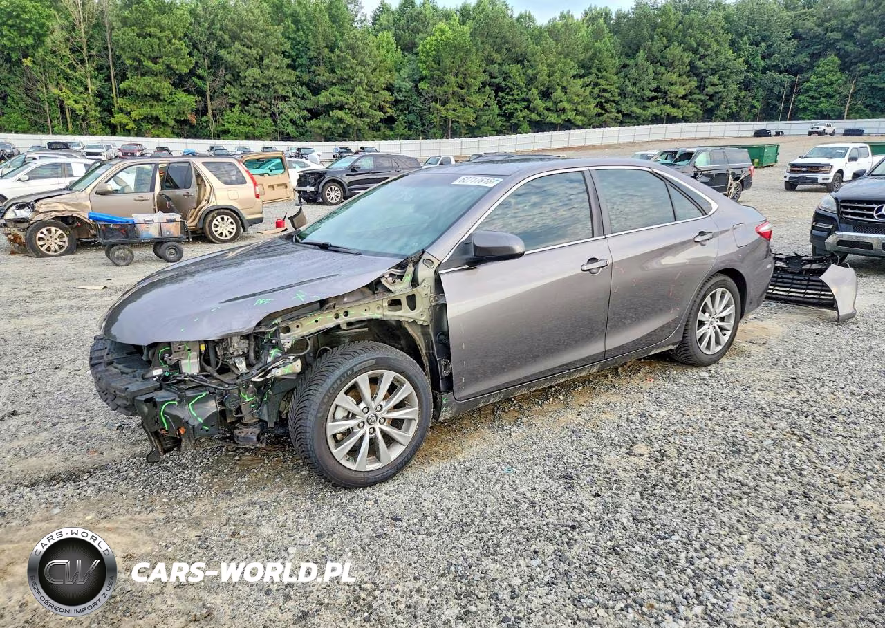 2017 Toyota Camry Hybrid Xle