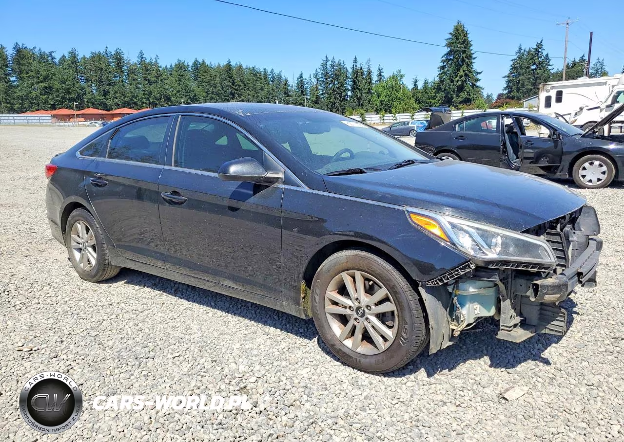 2016 Hyundai Sonata Se VIN:5NPE24AF0GH343124 - 4